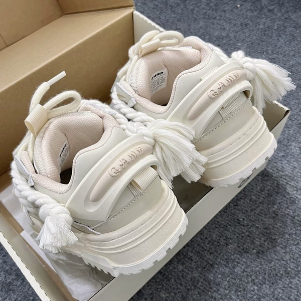 Unisex Retro Skate Shoes - Non-Slip Thick Sole, Lace-Up Closure, Beige\u002FWhite\u002FBlack