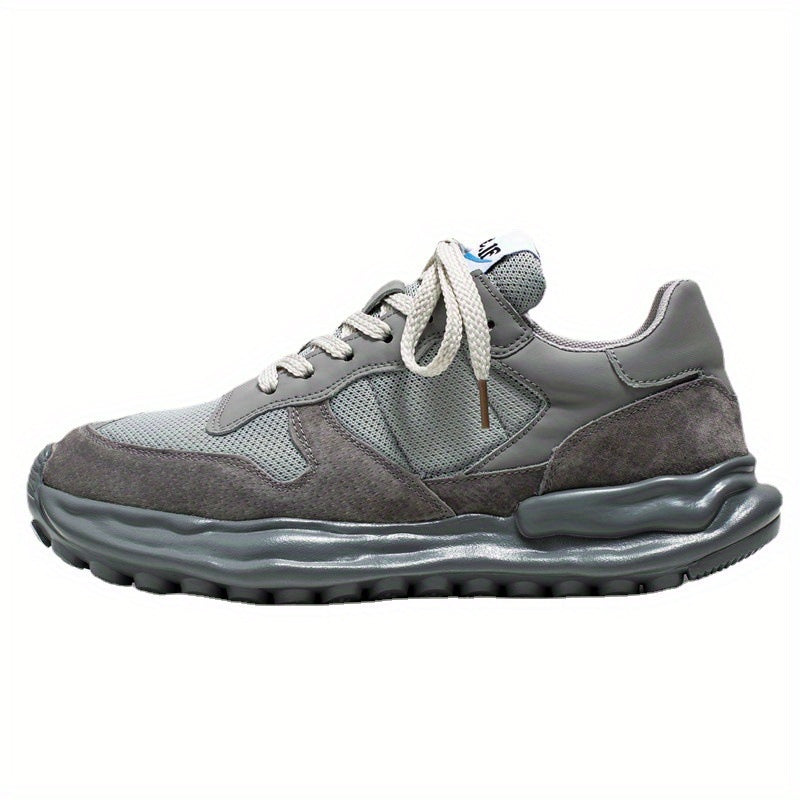 A low-key and trendy Hong Kong-style sports shoe, breathable Forrest Gump running shoes, new Spring