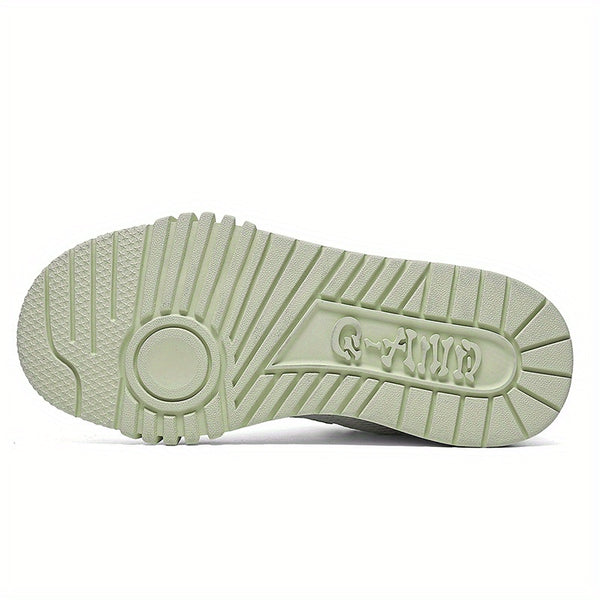 Q-AND Retro Skate Sneakers - Low-Top Lace-Up Casual Shoes with Thick Rubber Sole