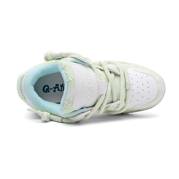 Unisex Cartoon Pattern Skateboarding Shoes, Low Top Lace-Up Sneakers, with Synthetic Upper, Fabric Inner