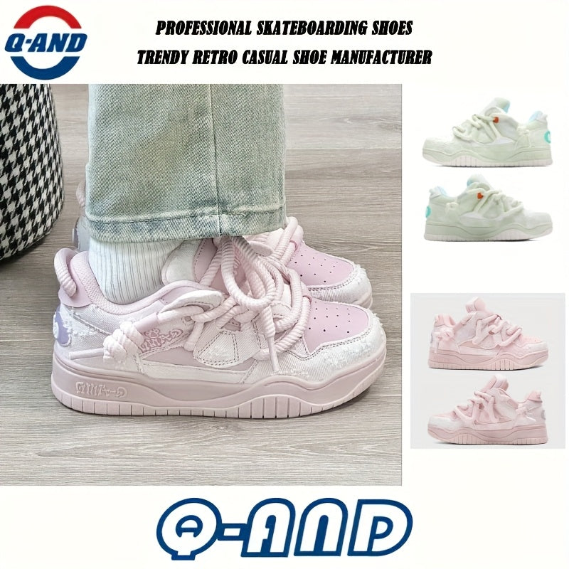 Unisex Cartoon Pattern Skateboarding Shoes, Low Top Lace-Up Sneakers, with Synthetic Upper, Fabric Inner