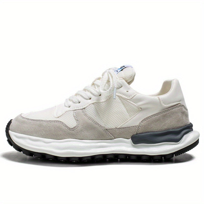 A low-key and trendy Hong Kong-style sports shoe, breathable Forrest Gump running shoes, new Spring