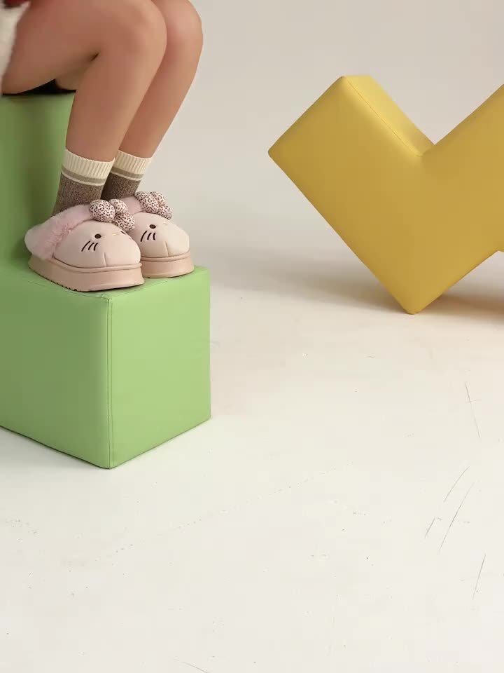 For Hello Kitty Women'S Cozy Winter Slippers with Bow - Soft Plush Fleece Lining, EVA Sole