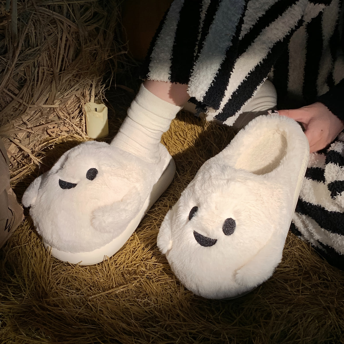 XIXITIAO Women'S Cute Plush Slippers - Soft Warm Winter Indoor House Shoes with Heart Eyes & Smiling Face