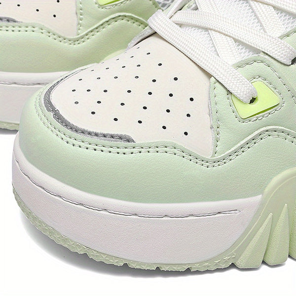 Q-AND Retro Skate Sneakers - Low-Top Lace-Up Casual Shoes with Thick Rubber Sole